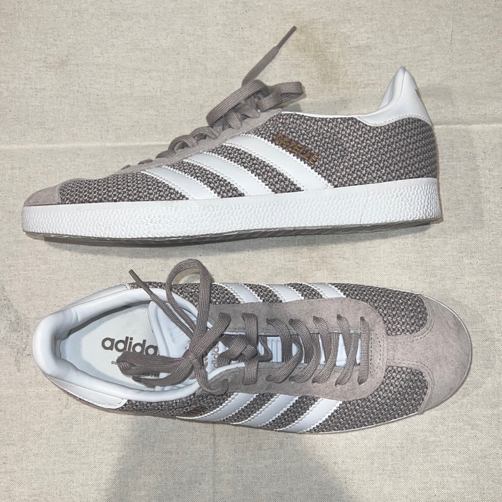 NEW Women Adidas Gazelle Taupe Tweed Shoes Size 8